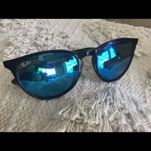 Used Rayban Sunglassesy with Blue lenses